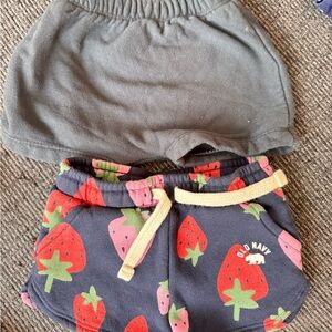 Girls 12-18m Old Navy Kids Strawberry Print Shorts - Gray and Blue